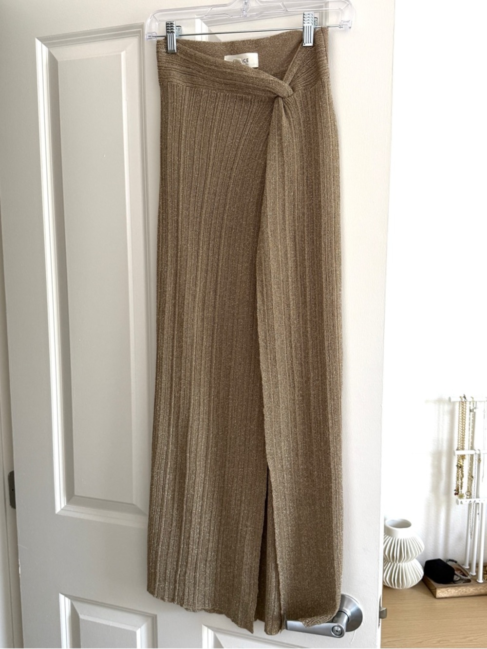 LSPACE Heart of Gold Skirt in Small NWOT - Picture 3 of 7